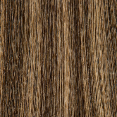 Gros plan sur la texture des cheveux Remy en teinte #4/8/18 Mèches