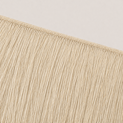 Flache Butterfly-Weft-Naht der Stessia Extensions in Farbe #613 Vanilleblond